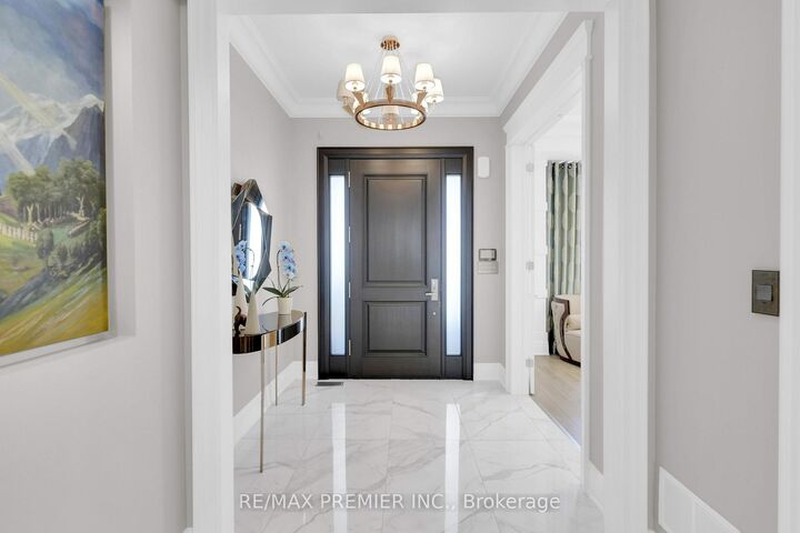 Property Photo: 19 Petrolia Court ON L4C 0C2