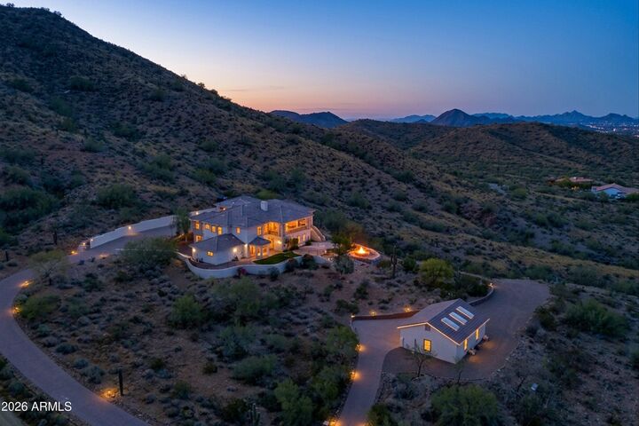 Property Photo:  619 E Briles Road  AZ 85085 