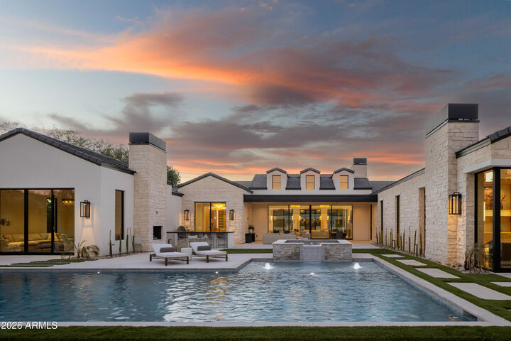 Property Photo:  5717 E Via Los Ranchos --  AZ 85253 
