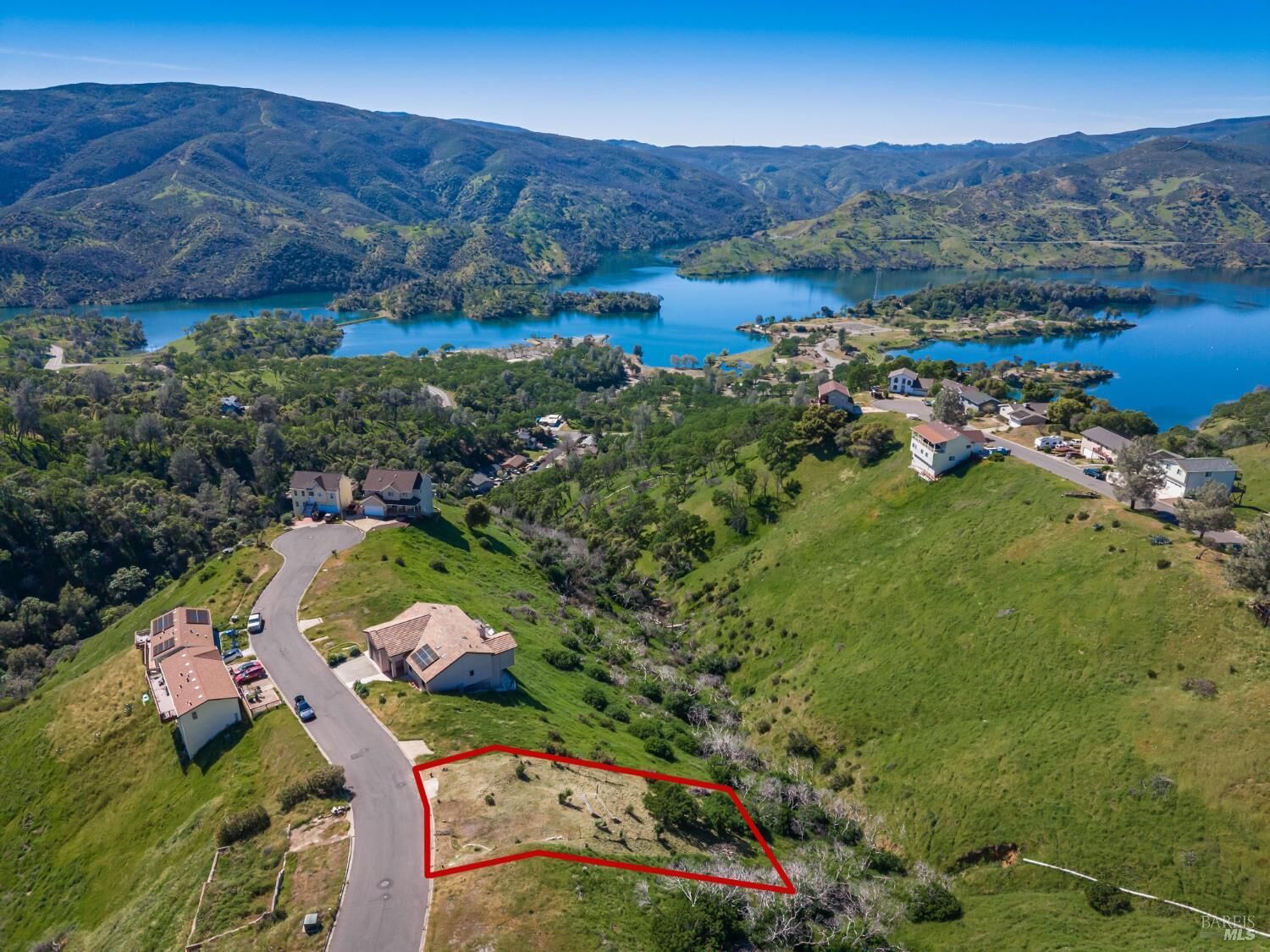 Property Photo: 318 Black Oak Lane CA 94558