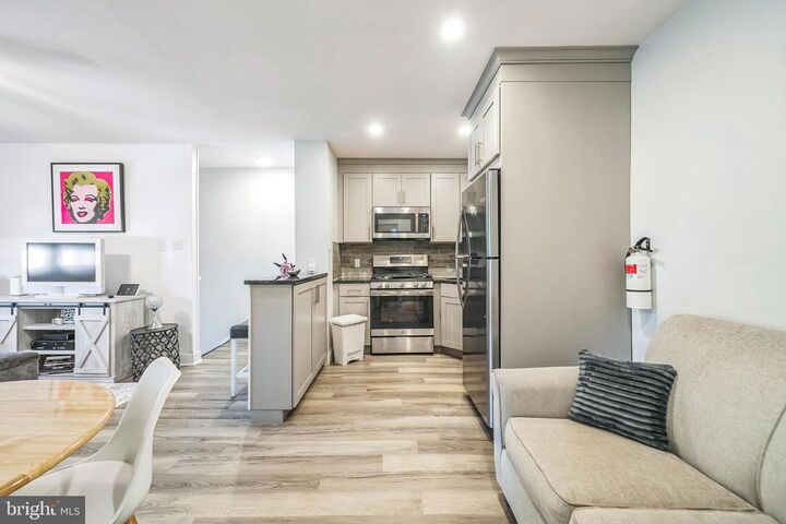 Property Photo:  4901 Harbor Beach Boulevard H2  NJ 08203 