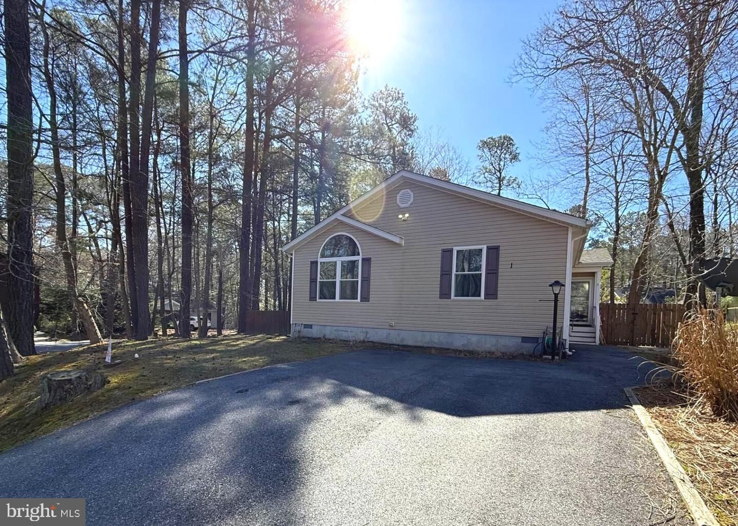 Property Photo: 1 Surfers Way MD 21811