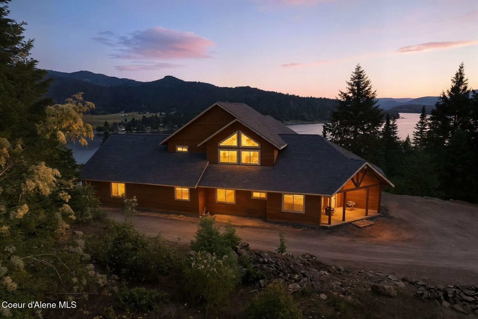 Property Photo: 14830 Dufort Rd ID 83856