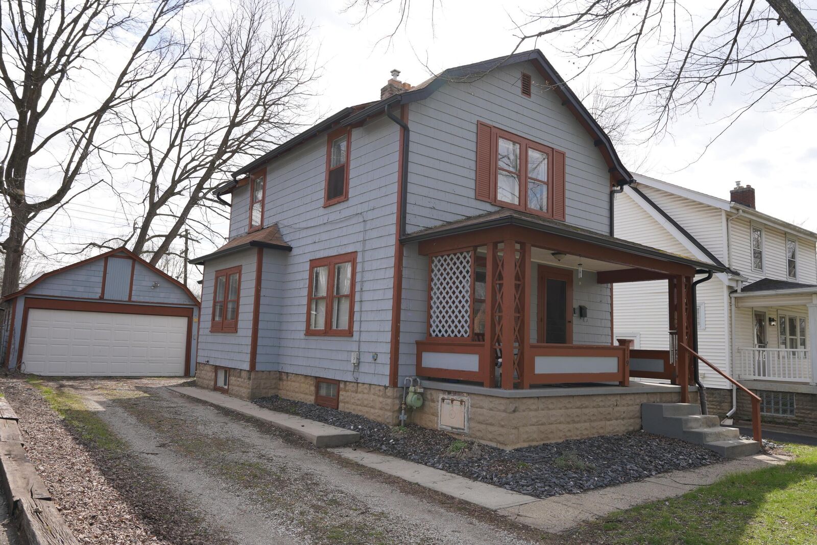 Property Photo:  119 E Lincoln Avenue  OH 43214 