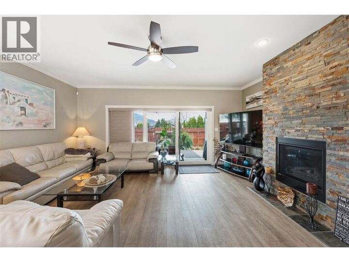 Property Photo: 220 Brandon Avenue BC V2A 3S6