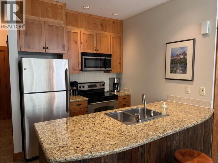 Property Photo: 4559 Timberline Crescent 613D BC V0B 1M6