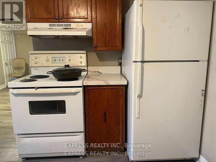 Property Photo:  80 Taunton Road Basement  ON L1G 3T2 