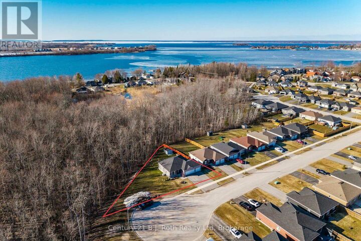 Property Photo:  54 Ralph Dalton Boulevard  ON L0K 2A0 