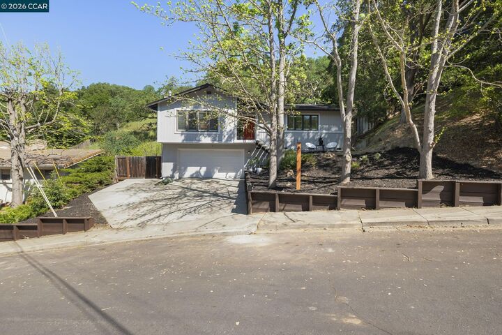 Property Photo: 811 Shady Glen CA 94553