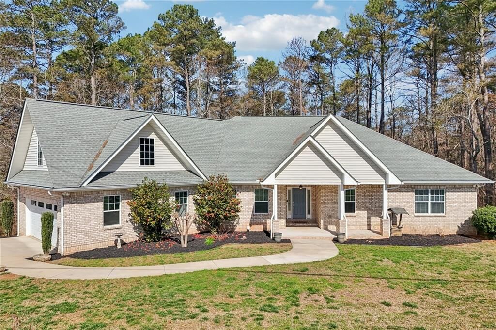 Property Photo: 7055 Bannister Road GA 30028