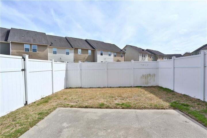 Property Photo: 6421 Mossy Oak Landing GA 30517