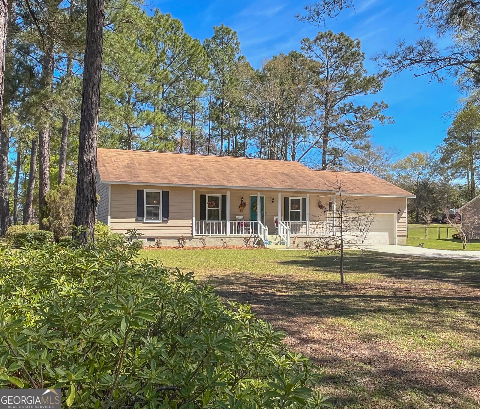 Property Photo:  100 Hummingbird Drive  GA 31021 