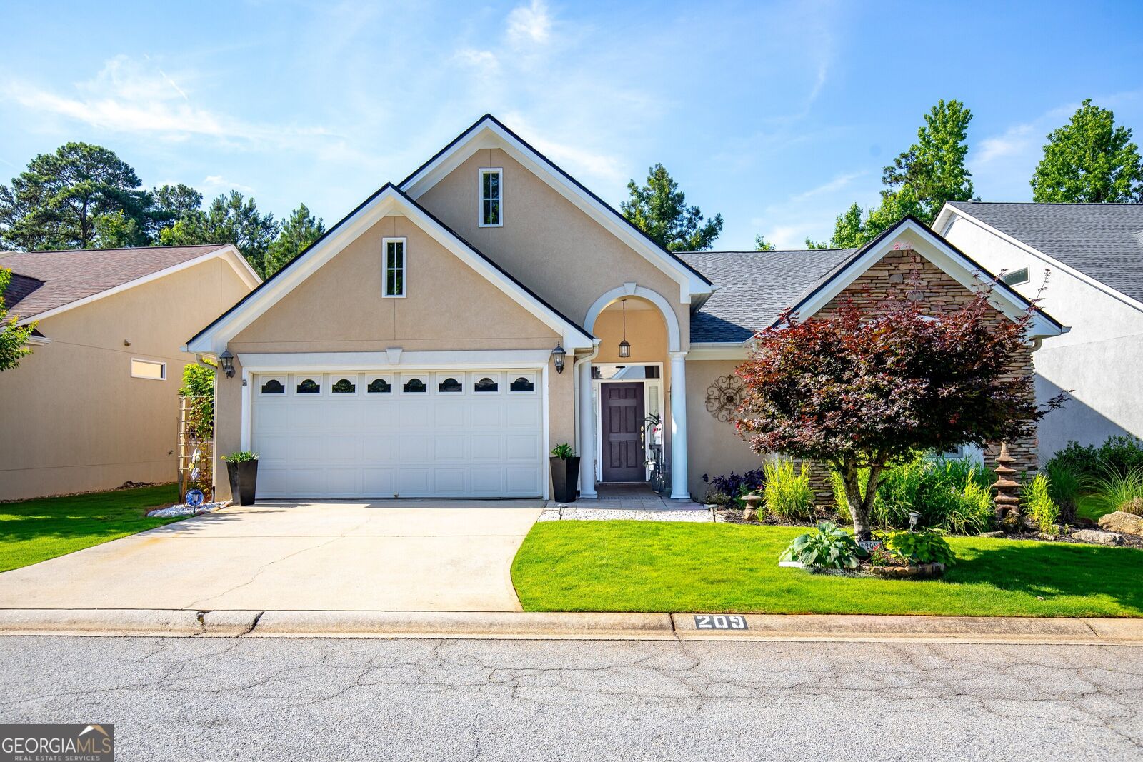 Property Photo: 209 Collierstown Way GA 30269