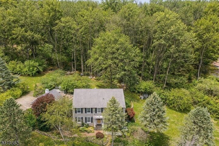 Property Photo: 6 Fawn Ridge Rd NJ 08833