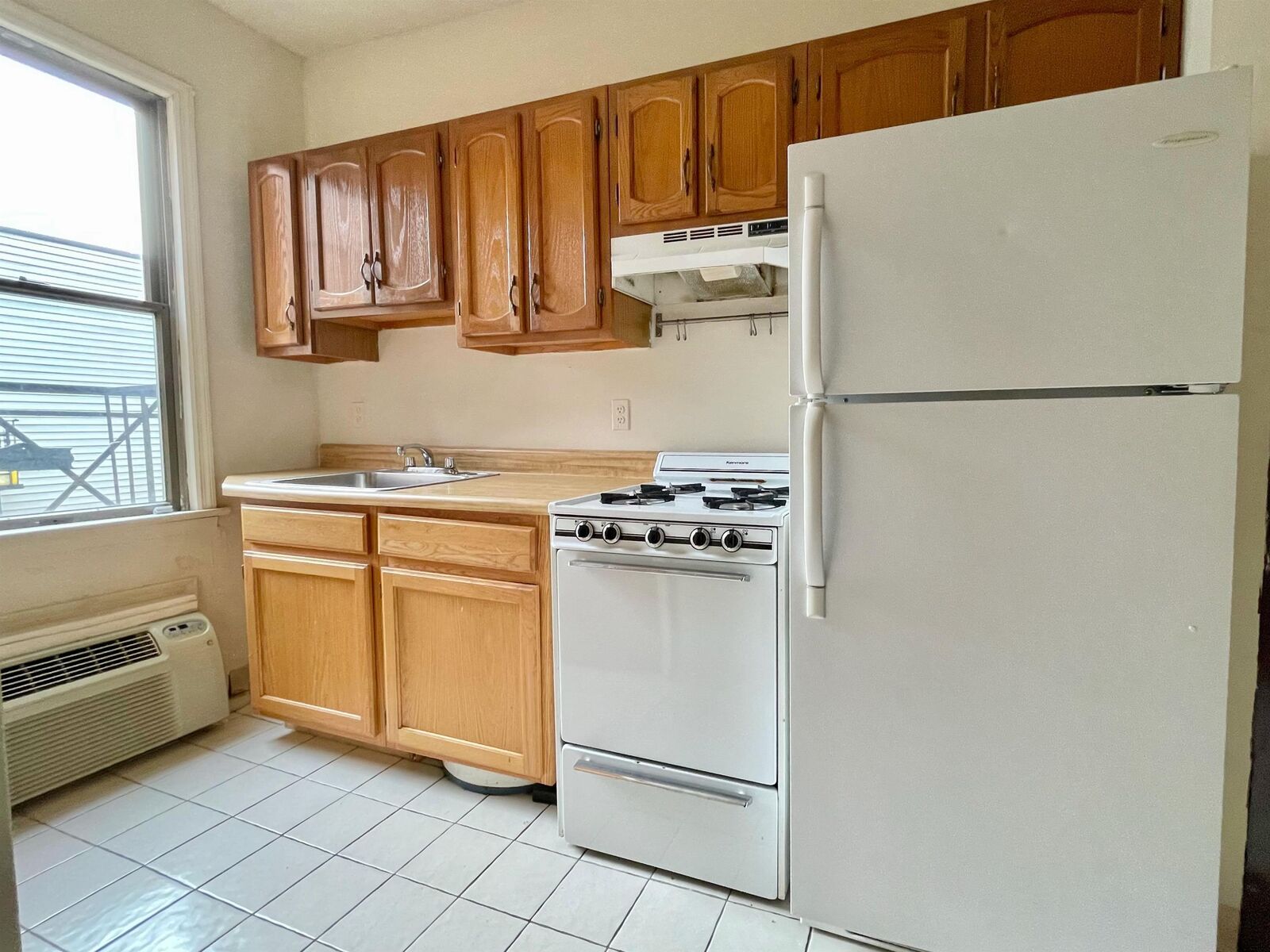 Property Photo: 707 Adams St 3L NJ 07030