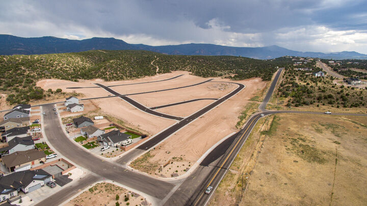 Property Photo:  652 S Renze Adams St Lot 133 Ph 5  UT 84720 