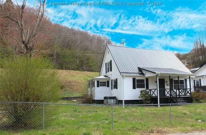 Property Photo: 53 Meadow Breeze Lane WV 25674