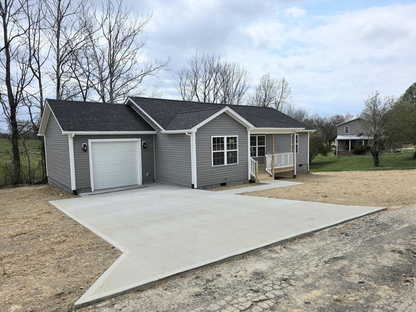 Property Photo:  315 Hawk Creek Road  KY 40741 