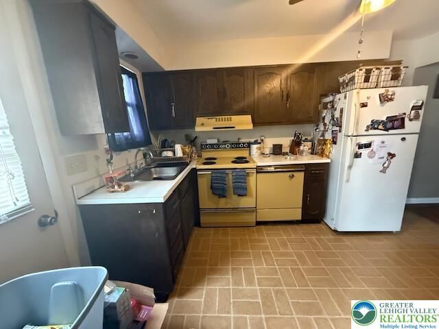 Property Photo:  5622 Wedge Lane  PA 18106 