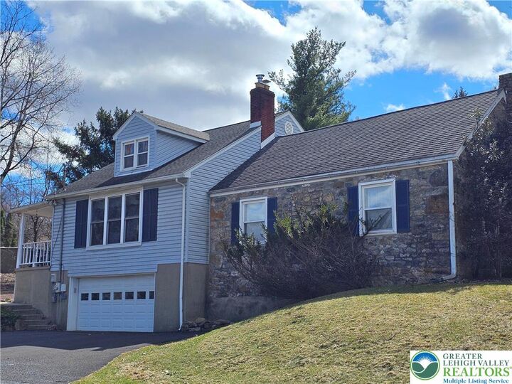 Property Photo: 205 Valley View Road PA 18055