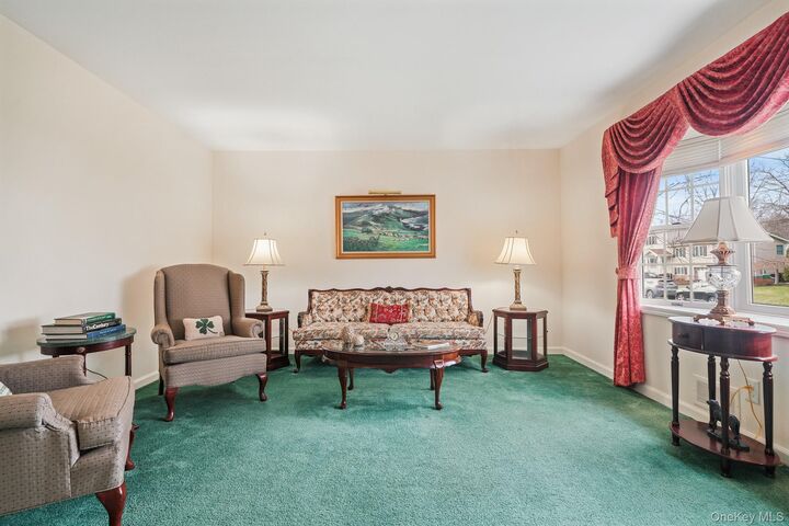 Property Photo:  54 Douglas Court  NY 10965 