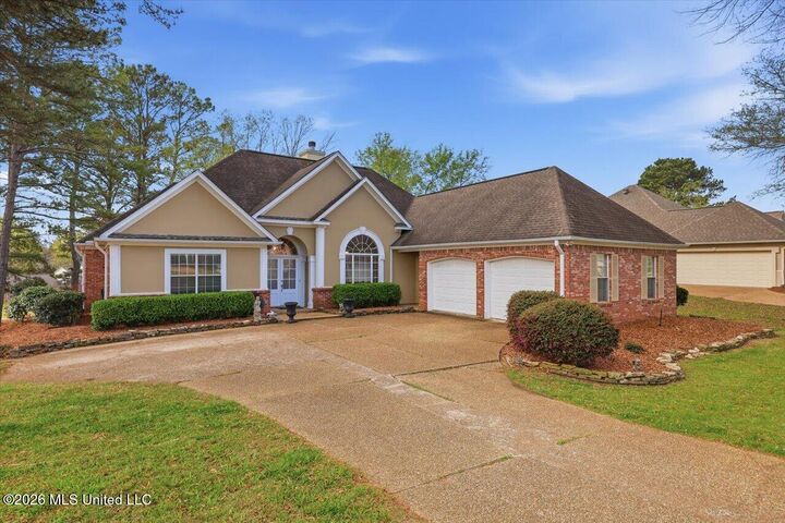 Property Photo:  827 Annandale Road  MS 39110 