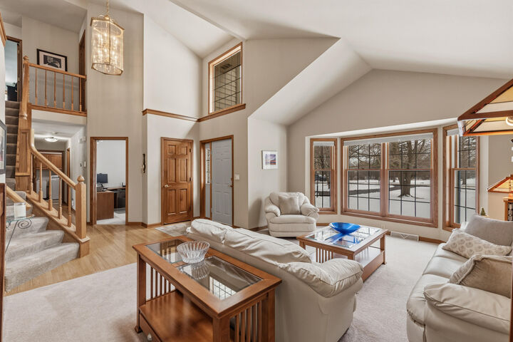 Property Photo: 1414 W El Rancho Dr WI 53092