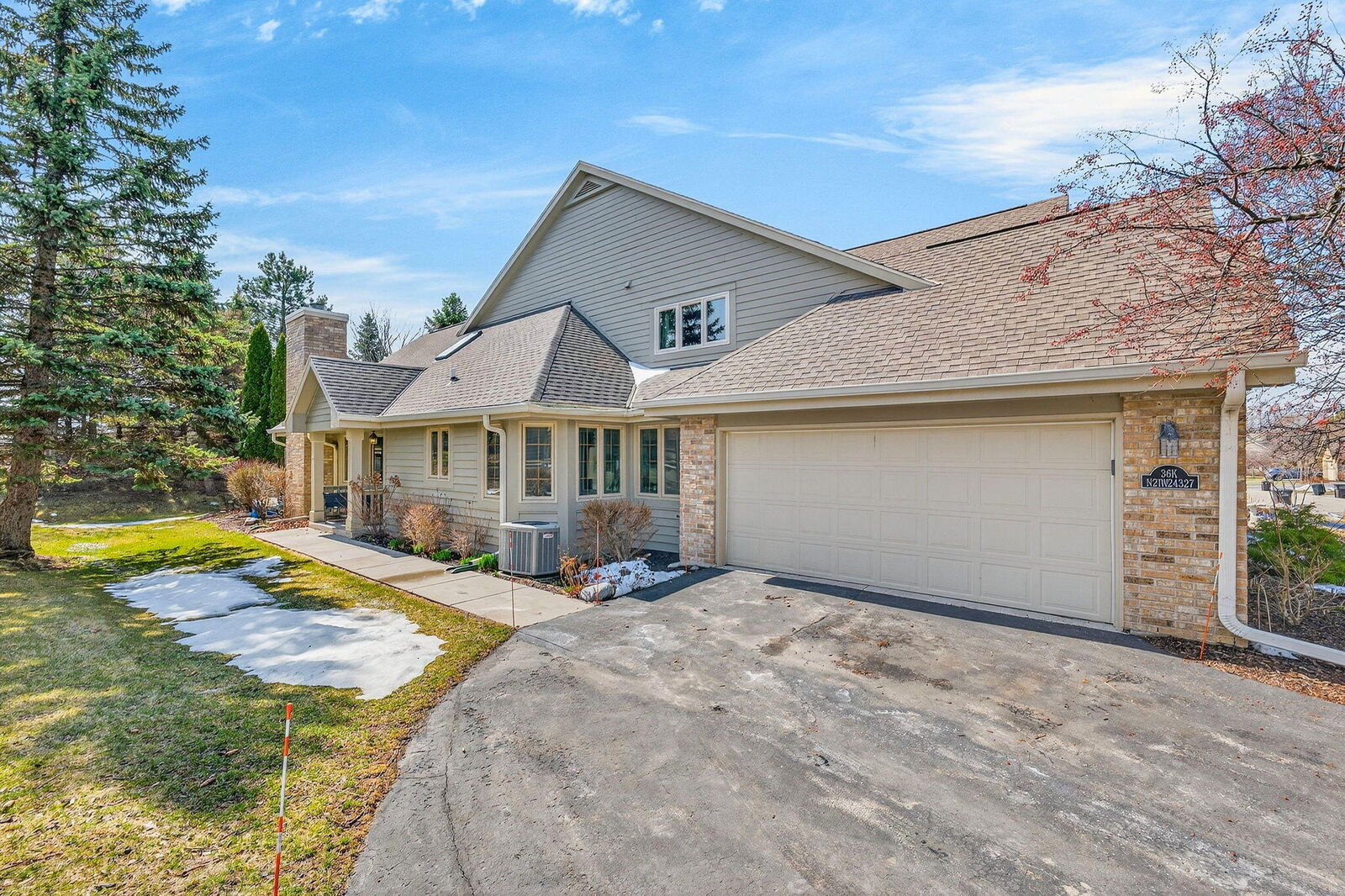 Property Photo:  N21w24327 Cumberland Dr 36K  WI 53072 