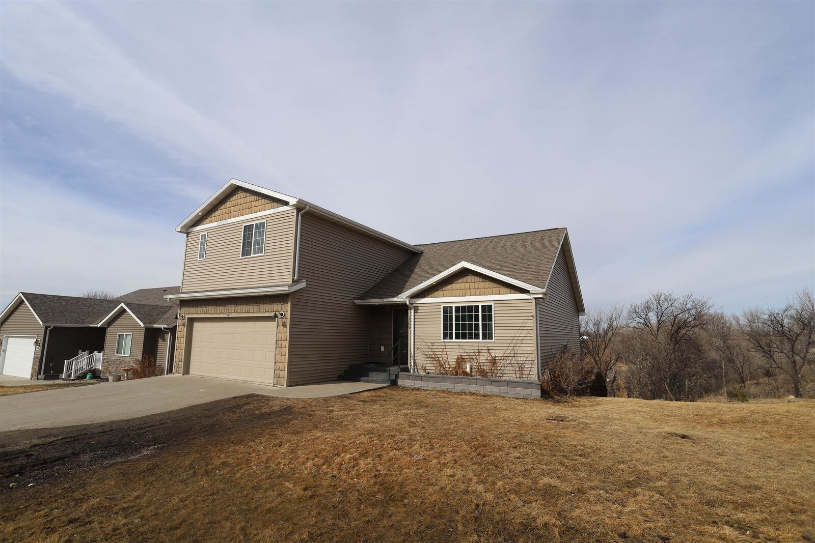 Property Photo:  1700 Rivers Edge Drive SE  ND 58701 
