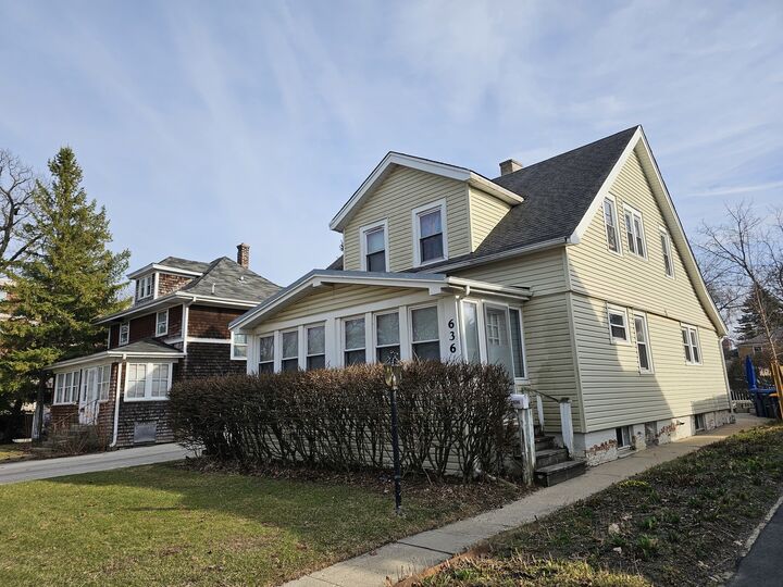 Property Photo:  636 Homewood Avenue  IL 60035 