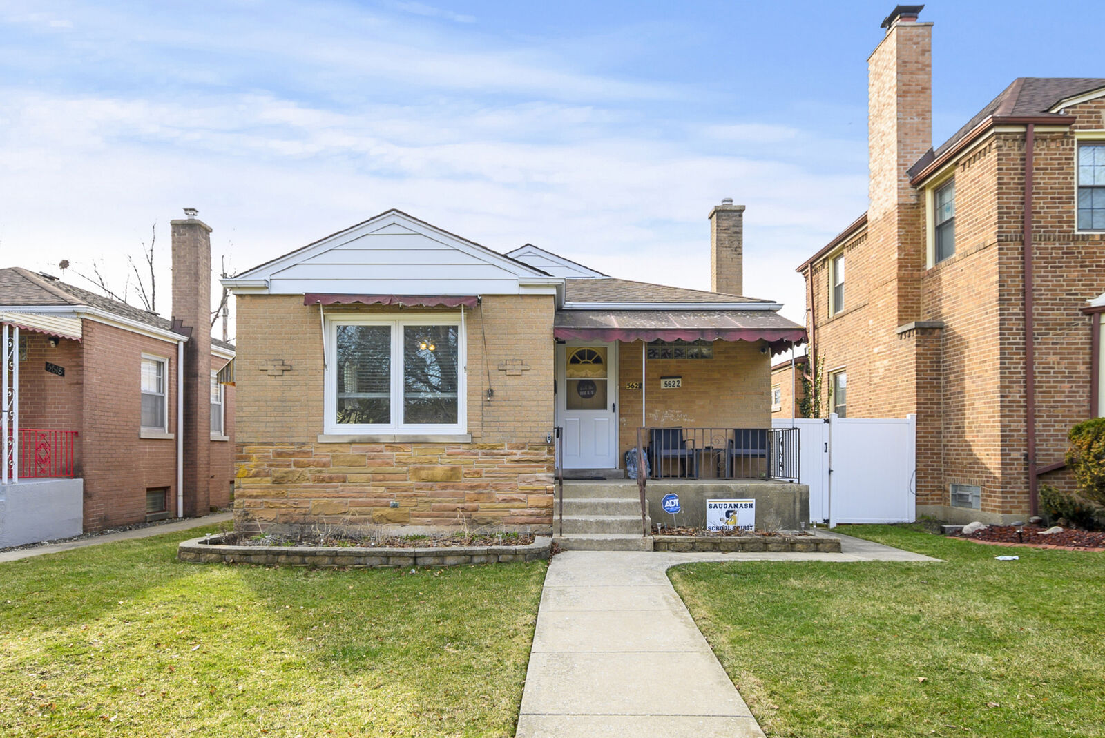 Property Photo:  5622 N Kenneth Avenue  IL 60646 