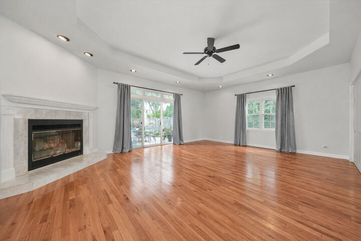 Property Photo:  4407 Howard Avenue 2  IL 60558 