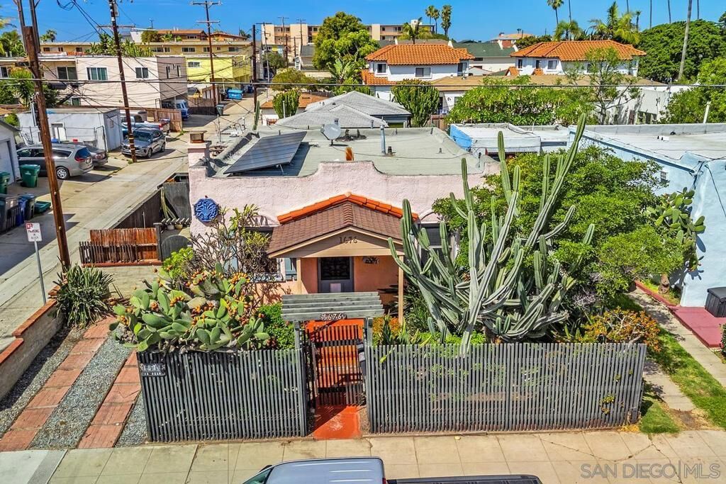 Property Photo:  1676 Cable St  CA 92107 