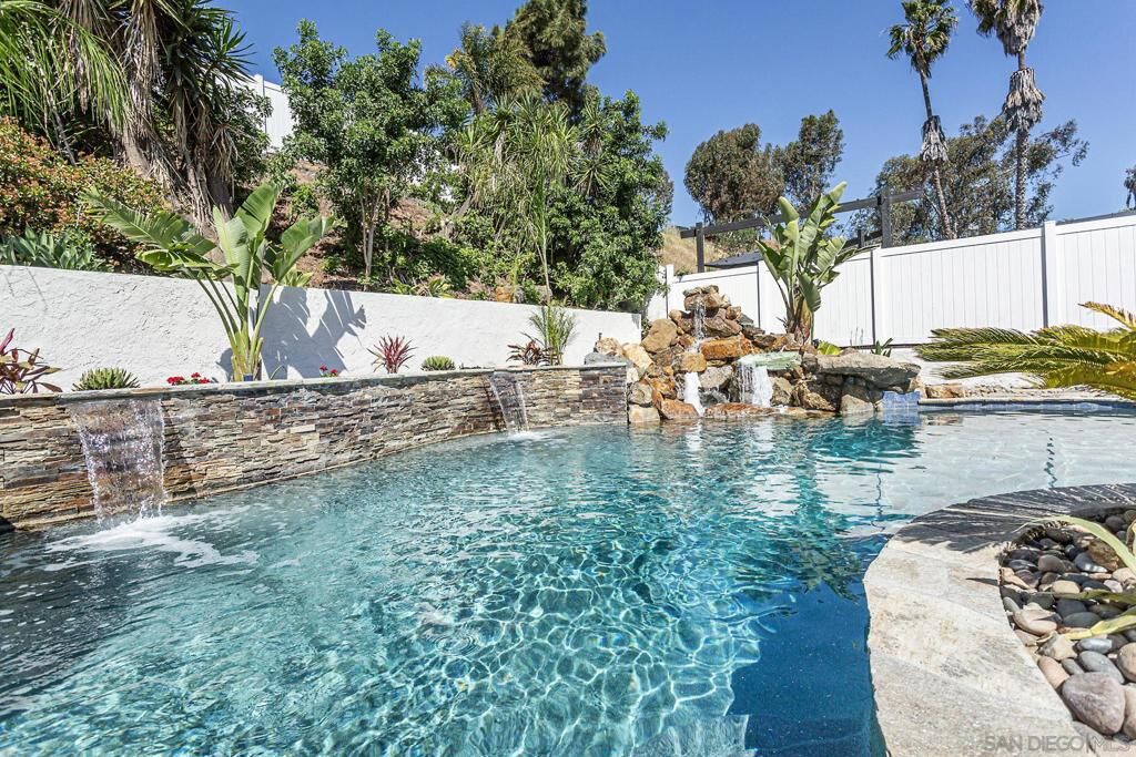 Property Photo:  1614 Myra Ct  CA 91911 