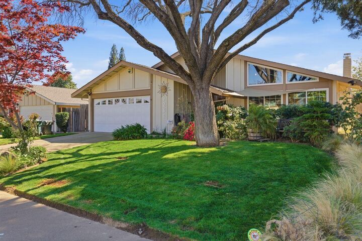 Property Photo:  9284 Linda Rio Drive  CA 95826 