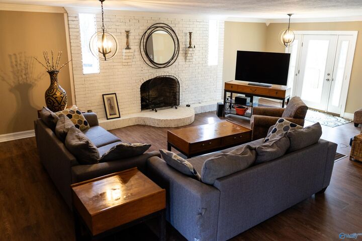 Property Photo:  1622 Chavies Road  AL 35968 