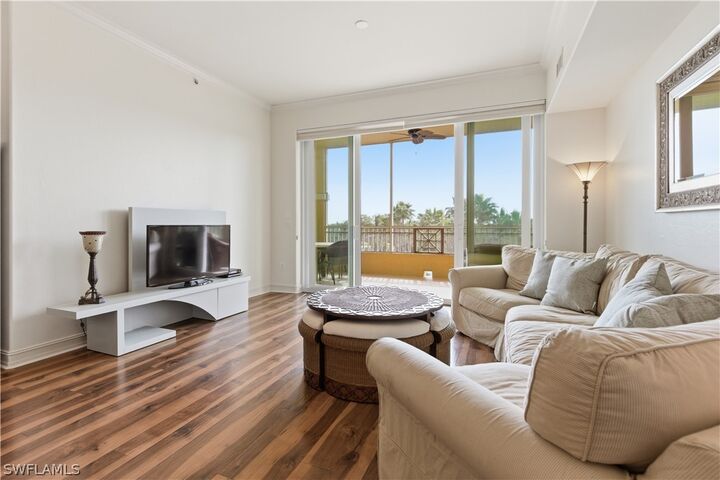 Property Photo:  2748 Tiburon Boulevard E C404  FL 34109 