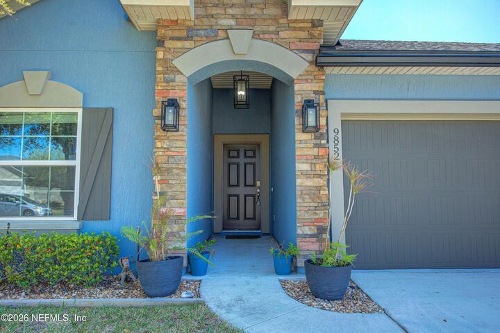 Property Photo:  9852 Sailor Drive  FL 32221 