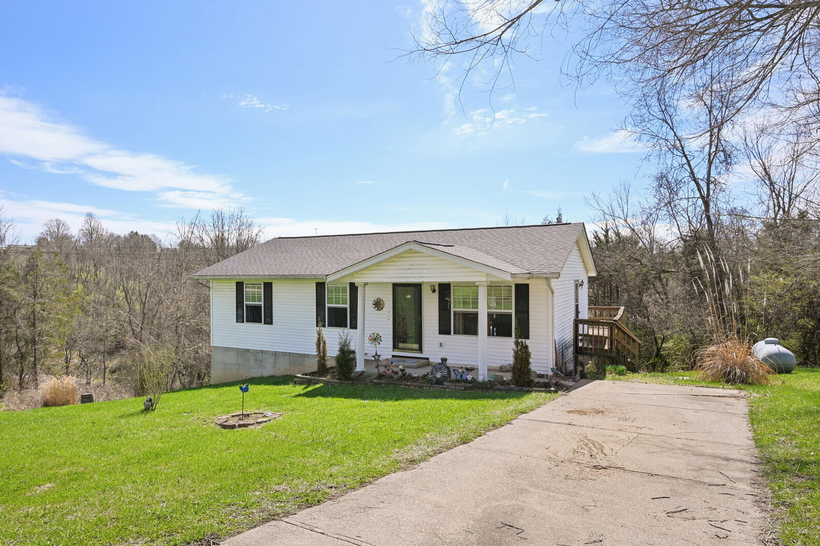 Property Photo:  16 Blanche Avenue  KY 41097 