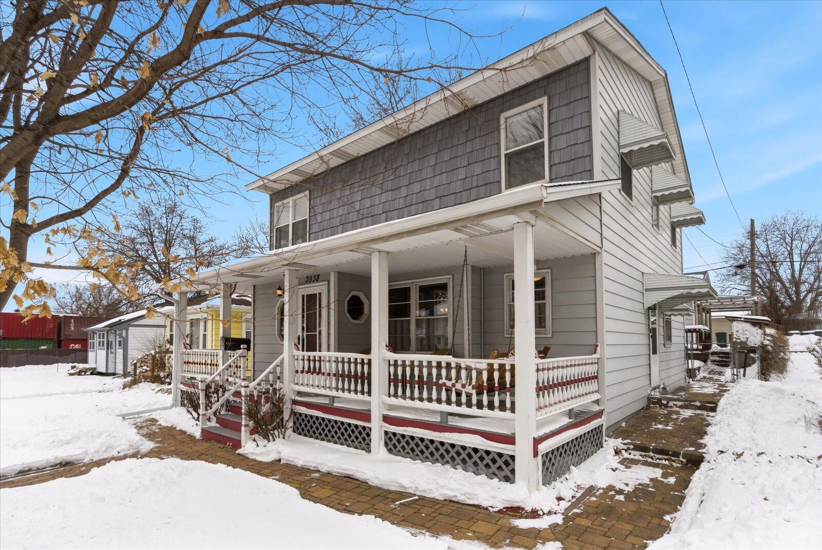 Property Photo:  3938 Jackson Street NE  MN 55421 