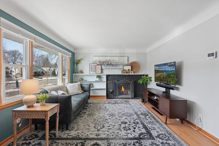 Property Photo:  6933 1st Avenue S  MN 55423 