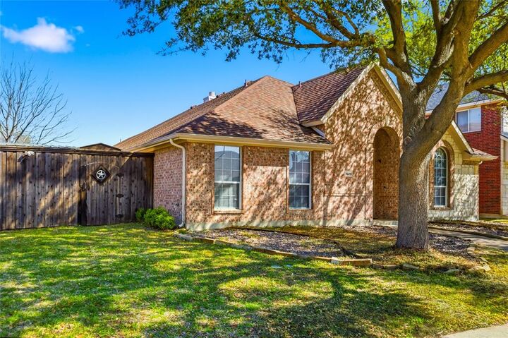 Property Photo:  1629 Lake Tawakoni Drive  TX 75002 