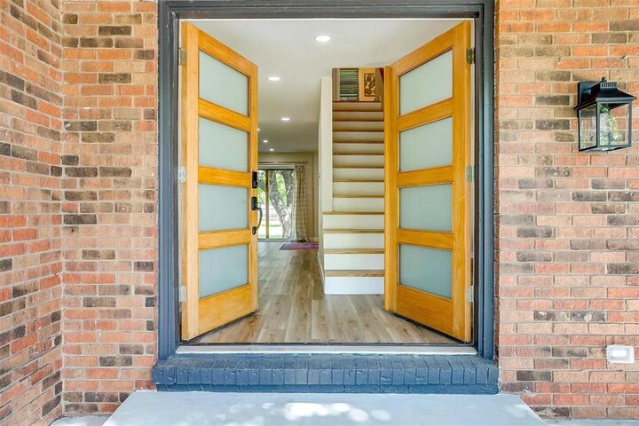 Photo de la propriété:  622 N Crockett Street  TX 76048 