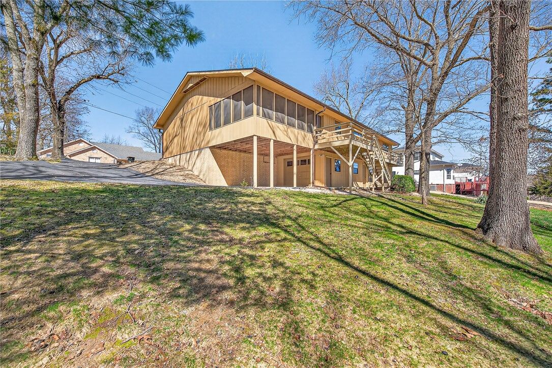 Property Photo: 8272 Fairway Drive AR 72756
