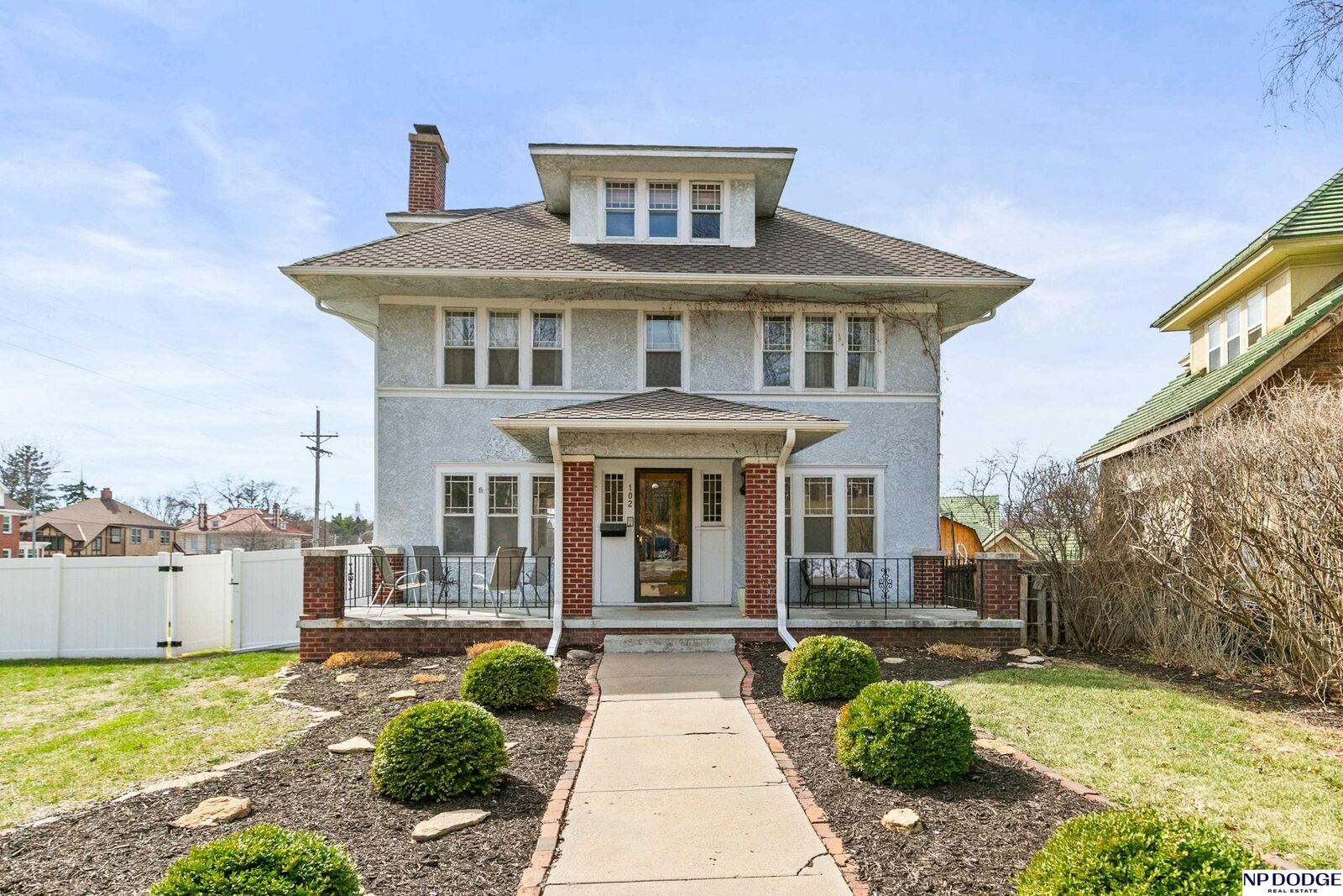 Property Photo:  102 N 55 Street  NE 68132 