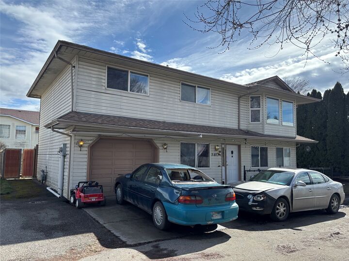 Property Photo: 407 Baird Avenue 5 BC V4Y 4A2