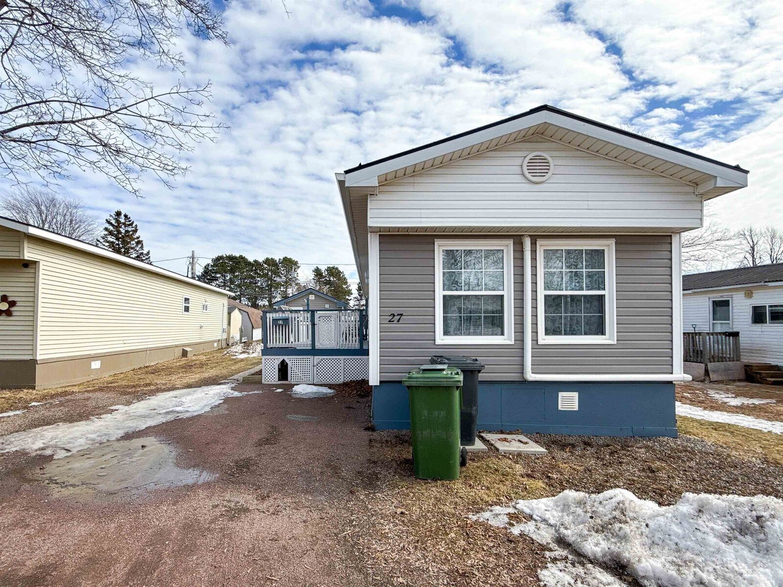 Property Photo: 27 Linkletter Estates PE C1N 4B2