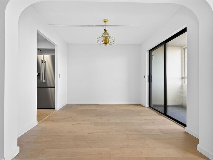 Property Photo:  250 Hammond Pond Pkwy 905S  MA 02467 