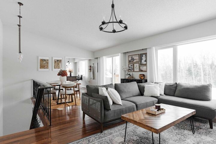 Property Photo:  713 Timberline Drive  AB T9K 1B1 