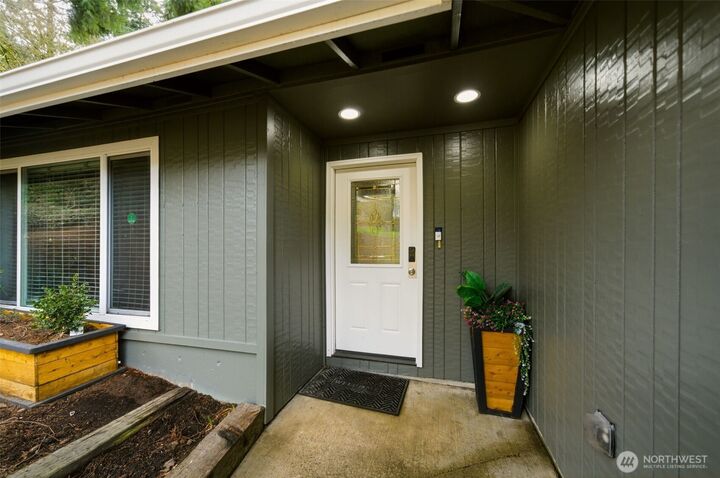 Property Photo: 1302 Bloyd Street WA 98626